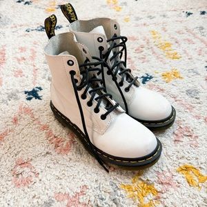 White Dr. Martens 1460 Pascal Virginia